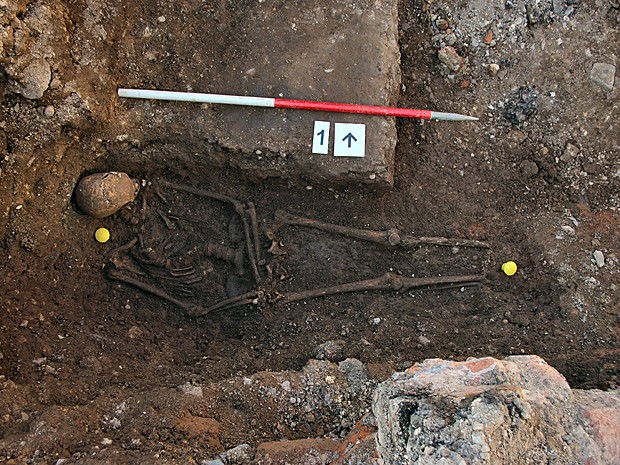 Esqueleto de Ricardo III (Foto: University of Leicester/Antiquity)