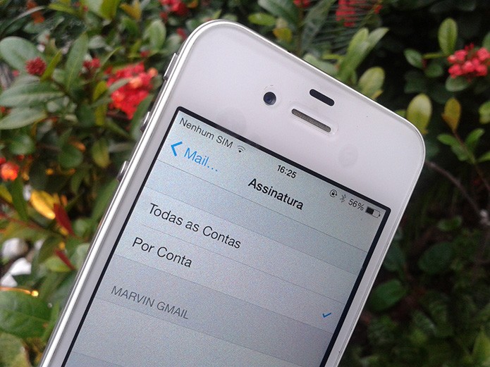 Como criar uma assinatura personalizada para cada conta de e-mail no iOS (Foto: Marvin Costa/TechTudo)