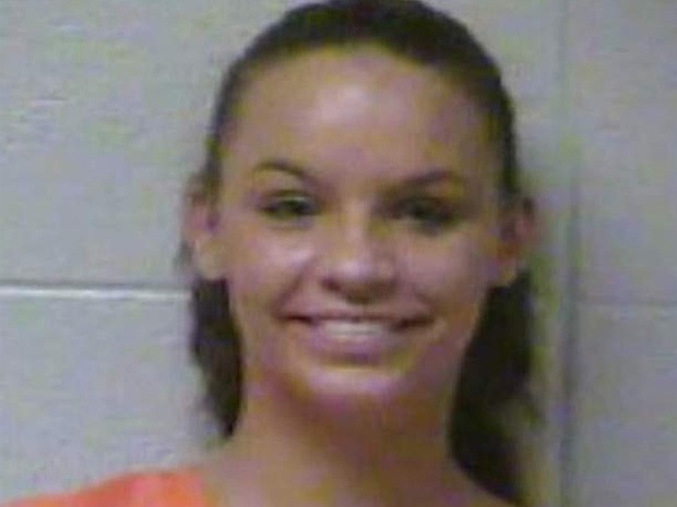 Paula Asher riu de acidente em mensagem no Facebook e foi presa em Woodford, no estado de Kentucky (Foto: Divulgação)
