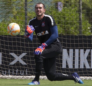 Walter vê concorrência aumentar, mas diz que fica: 