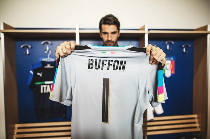 Buffon nova camisa Itália