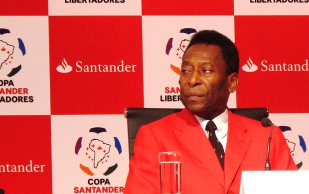 Pelé e Gobbi (coletiva Liberta) (Foto: Jose Gonzalez / Globoesporte.com)