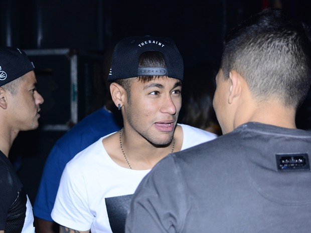 Neymar em show em São Paulo (Foto: Leo Franco/ Ag. News)