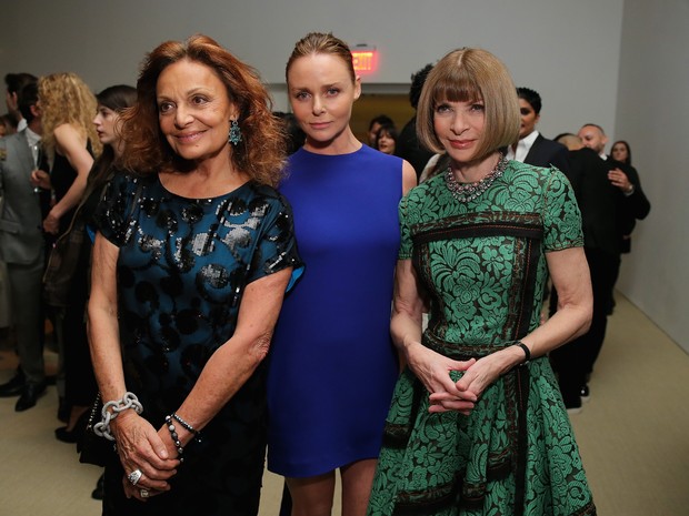 Diane von Furstenberg, Stella McCartney e Anna Wintour em evento de moda em Nova York, nos Estados Unidos (Foto: Neilson Barnard/ Getty Images/ AFP)