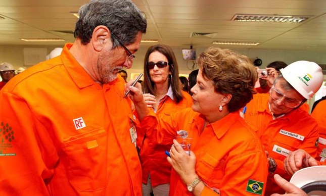 Dilma Rousseff, José Sérgio Gabrielli, Graça Foster e Paulo Roberto Costa (Foto: Divulgação)
