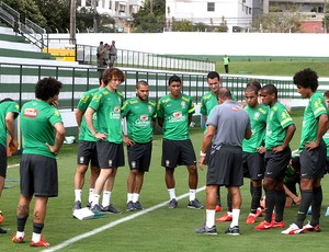 treino seleção brasileira Goiânia (Foto: Mowa Press)