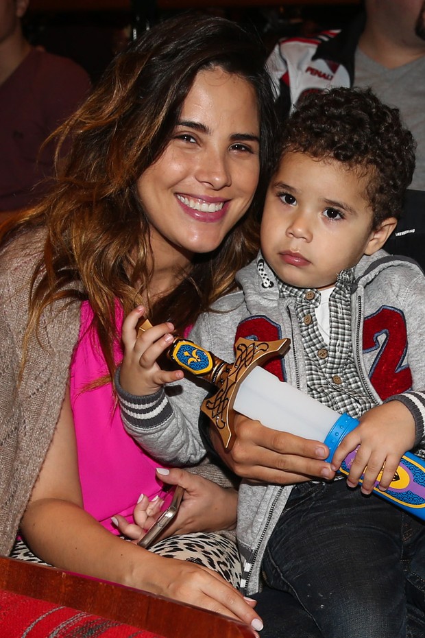 , Wanessa vai ao teatro com filho mais velho not?cias de Crian?as Quarto Do Filho De Wanessa Camargo ~ , Wanessa vai ao teatro com filho mais velho not?cias de Crian?as