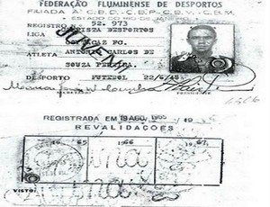 Registro de Tonico na Federação Fluminense de Desportos (Foto: Site Goytacaz)