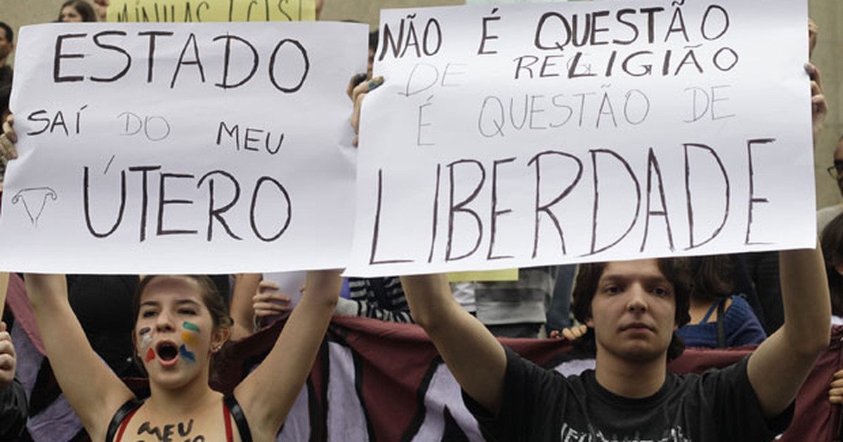 G1 Mulheres protestam na Sé contra bolsa auxílio a vítimas de estupro