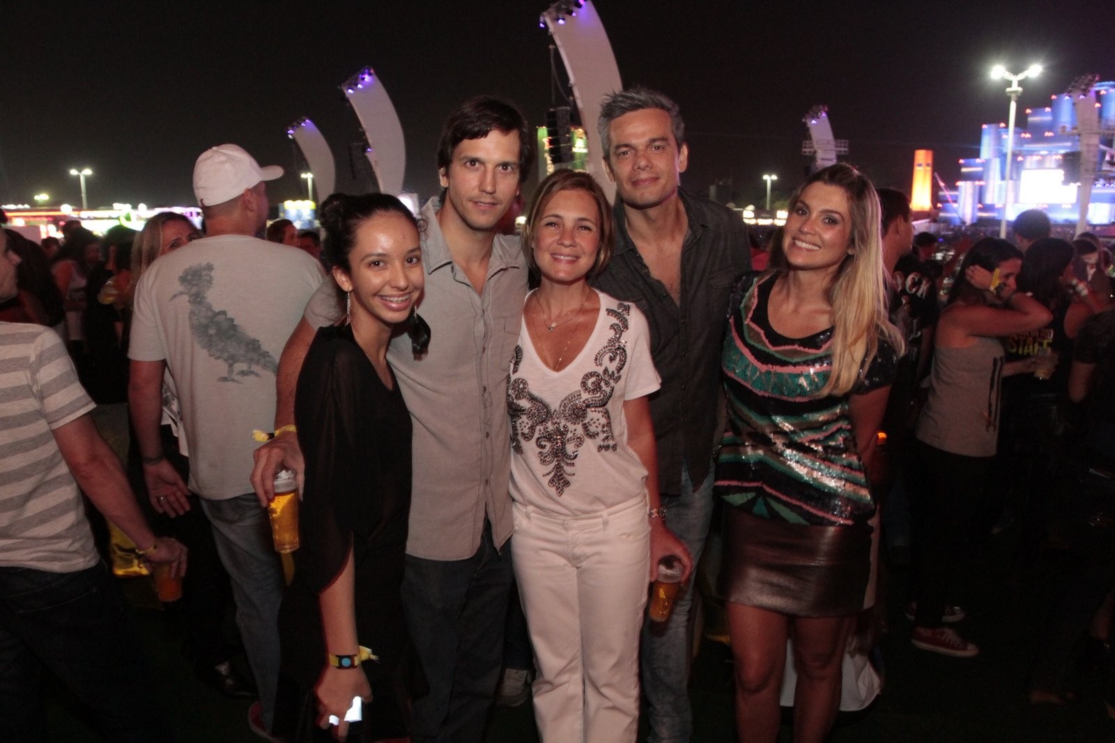 Vladmir Brichta, Adriana Esteves e os filhos posaram com Otaviano Costa e Flávia Alessandra (Foto: REginaldo Texeira / Revista QUEM)