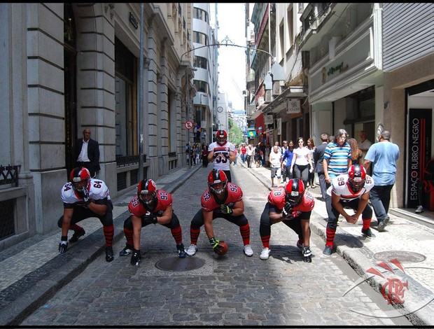 Jogadores do Flamengo FA no Centro do Rio de Janeiro (Foto: Reprodução/Facebook)
