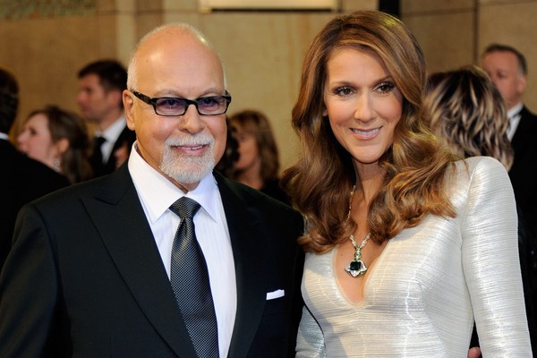 A união de Celine Dion e Rene Angelil em 1994 custou pouco mais de 1 milhão de reais. A cantora usou uma tiara de cristal que pesava mais de 3 quilos! (Foto: Getty Images)