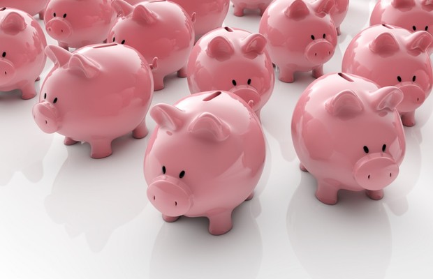 Guardar dinheiro ; poupança ; poupar dinheiro ; economizar ; planejar o futuro ; cofres de porquinho ;  (Foto: Shutterstock)