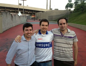 Torcedores da Universidad Católica no Morumbi (Foto: Marcelo Prado / globoesporte.com)