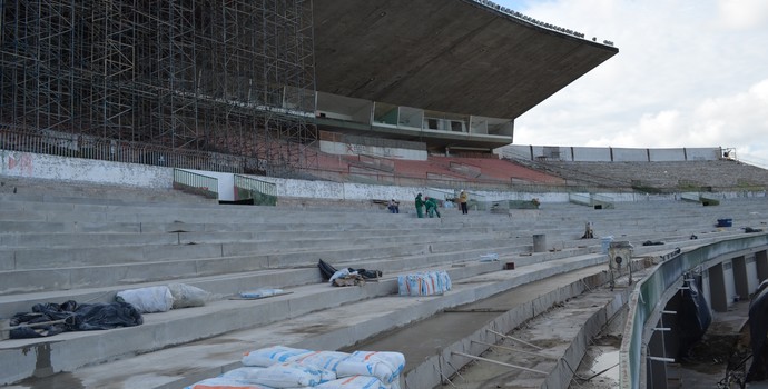 Estádio Almeidão passa por obras (Foto: Amauri Aquino / GloboEsporte.com/pb)