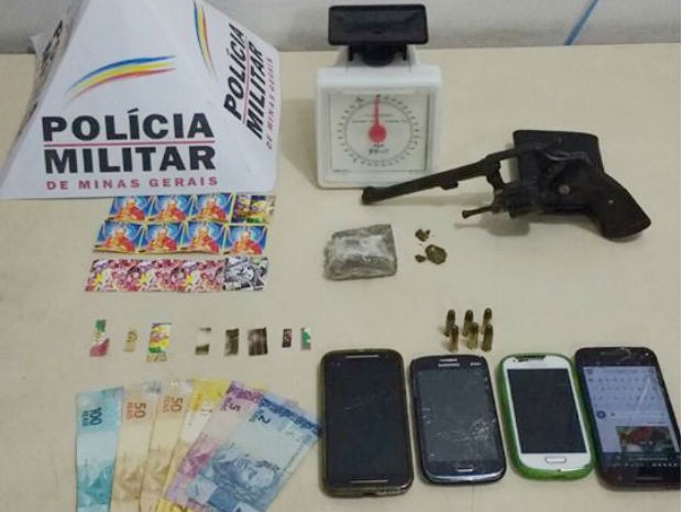 Tráfico de drogas em Uberlândia (Foto: Polícia Militar/Divulgação)