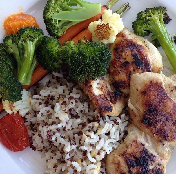 Thalia posta foto de seu prato de comida saudável (Foto: Instagram / Reprodução)