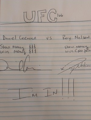 &quot;Contrato&quot; de luta entre Daniel Cormier e Roy Nelson (Foto: Reprodução/Twitter)