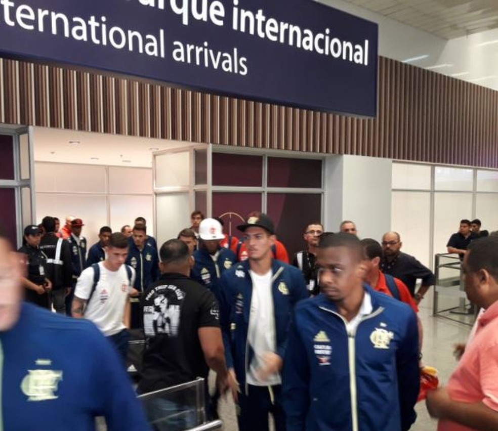 Flamengo desembarque (Foto: Bruno Giufrida)