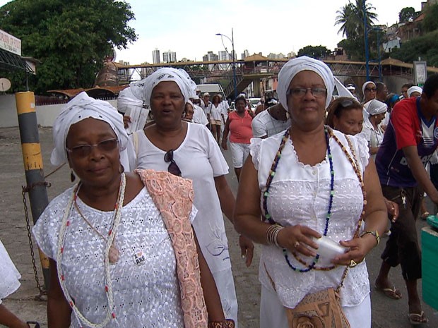 Caminhada contra a intolerância religiosa em Salvador, na Bahia (Foto: Imagem/TV Bahia)