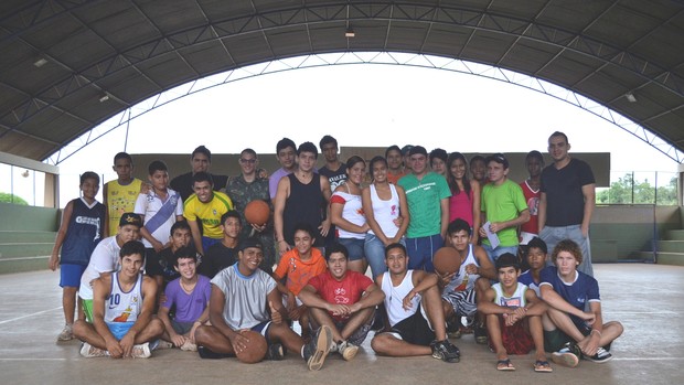 Clube Amigos do Basquetebol em Guajará-Mirim (Foto: Rosiane Vargas/GLOBOESPORTE.COM)