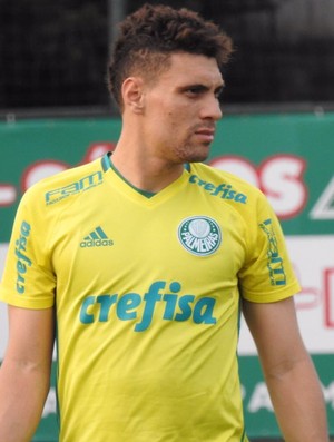 Moisés minimiza vantagem, mas vê vitória marcante contra o Figueirense 