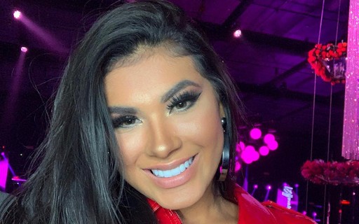 Mc Pocahontas Se Surpreende Seu V Deo Em Site Porn E Brinca Divulga O Est Pesad Ssima