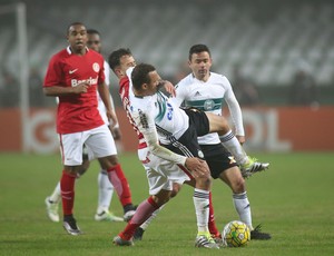 Coritiba Internacional (Foto: Giuliano Gomes/ Agência PR PRESS) Coritiba Internacional (Foto: Giuliano Gomes/ Agência PR PRESS)
