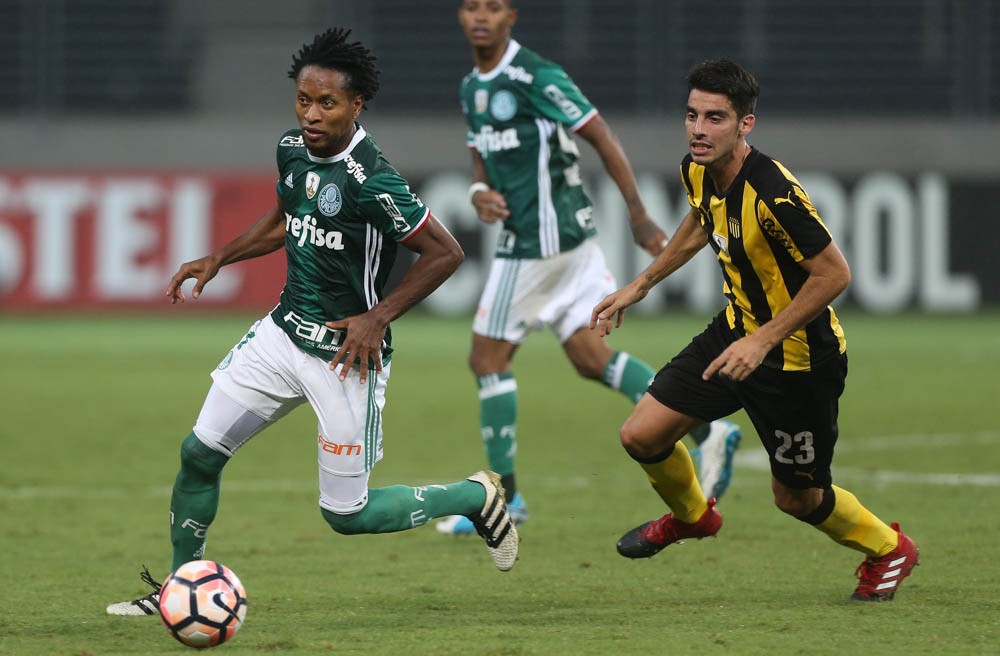  Peñarol avisa que jogador acusado de ato racista por Felipe Melo não irá se pronunciar