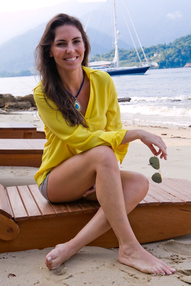 Glenda Kozlowski em lançamento em Angra dos Reis, RJ (Foto: Divulgação / Wanderson Monteiro)