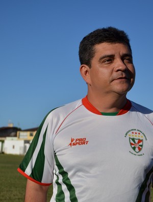 Técnico Fernando Dourado (Foto: João Áquila / GLOBOESPORTE.COM)