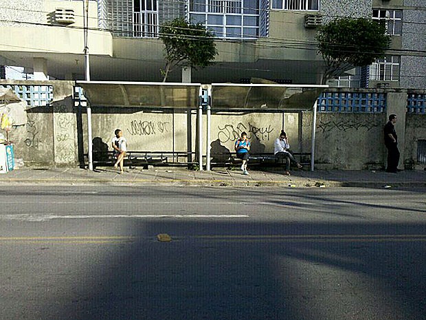Greve de ônibus no Grande Recife - Avenida Getúlio Vargas (Foto: Kety Marinho / TV Globo)