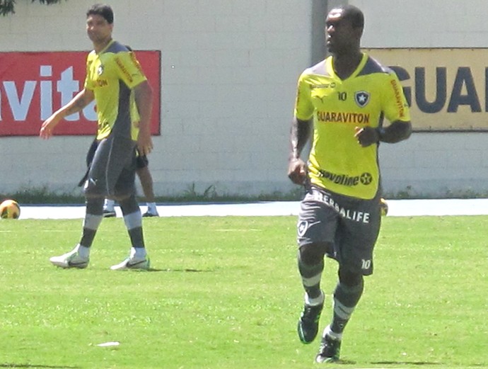 Treino Botafogo Seedorf (Foto: Thales Soares) Treino Botafogo Seedorf (Foto: Thales Soares)