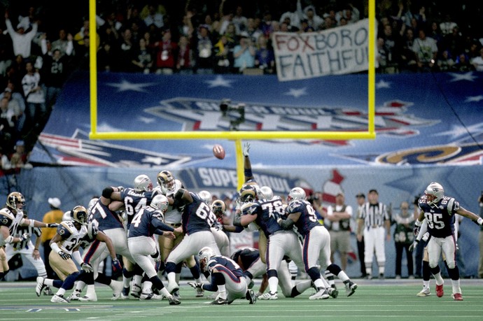 Adam Vinatieri New England Patriots NFL Super Bowl XXXVI (Foto: Nancy Kerrigan / Getty Images)