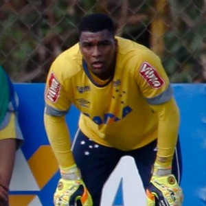 Manoel, Elisson Cruzeiro (Foto: Washington Alves/Light Press) Manoel, Elisson Cruzeiro (Foto: Washington Alves/Light Press)