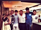 Neymar janta com David Brazil e Robertha Portella