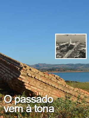 Ruínas de antiga Igreja Matriz de Guapé, MG, aparecem com estiagem no Lago de Furnas (Foto: Samantha Silva / G1)