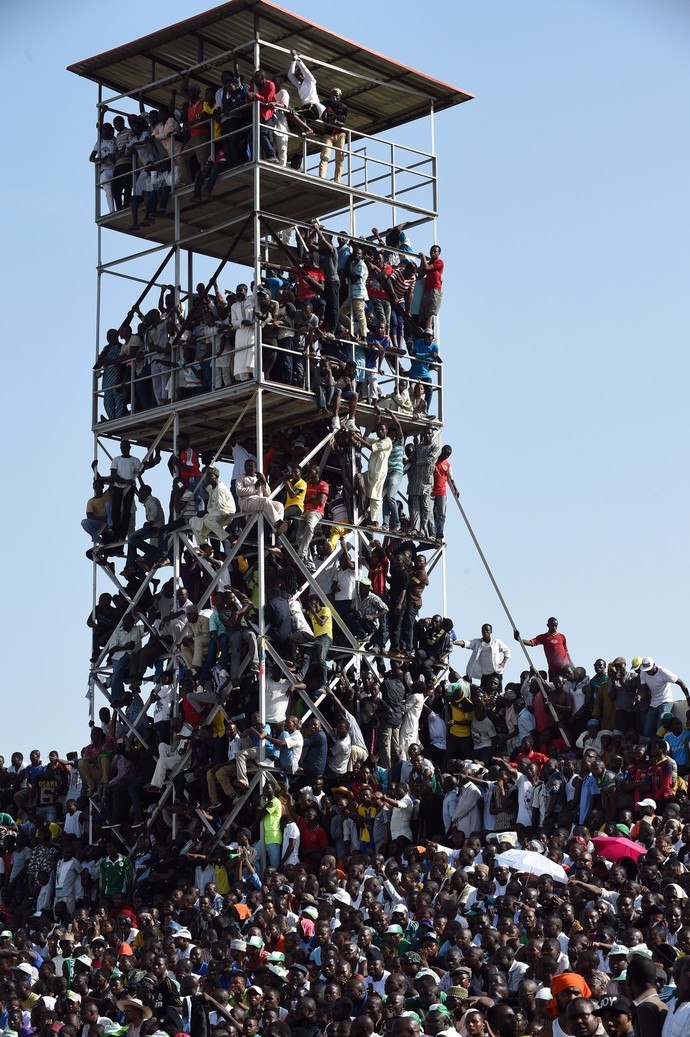 estádio superlotado Nigéria x Egito (Foto: Pius Utomi Ekpei / AFP)