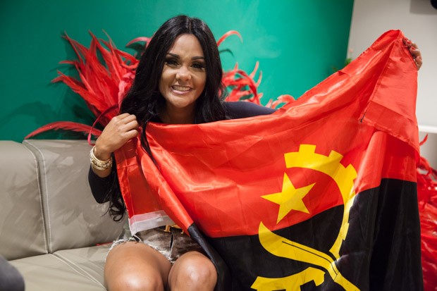 A angolana Carmen Mouro será a primeira rainha de bateria estrangeira do carnaval (Foto: Marcelo Brandt/G1)
