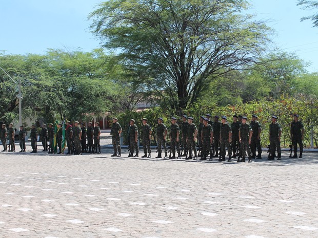400 militares participaram da formatura (Foto: Amanda Franco/ G1)