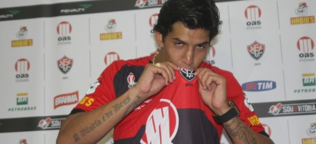 Victor Ramos - Vitória (Foto: Divulgação / Vitória)