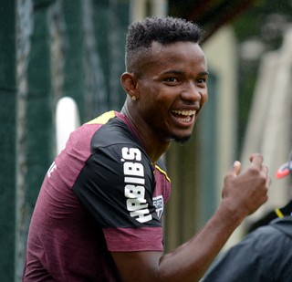 Thiago Mendes São Paulo (Foto: Érico Leonan/saopaulofc.net)