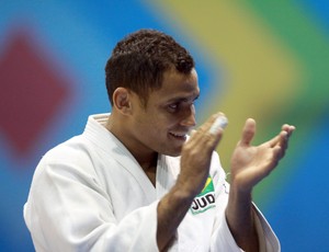 Bruno Mendonça bate palmas e comemora a vitória relâmpago no judô dos Jogos Pan-Americanos (Foto: Jefferson Bernardes/VIPCOMM)