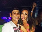 Nicole Bahls tieta MC Leozinho em festa de funk no Rio