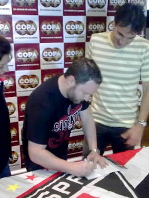 Lançamento livro daniel perrone blog do são paulo (Foto: Globoesporte.com)