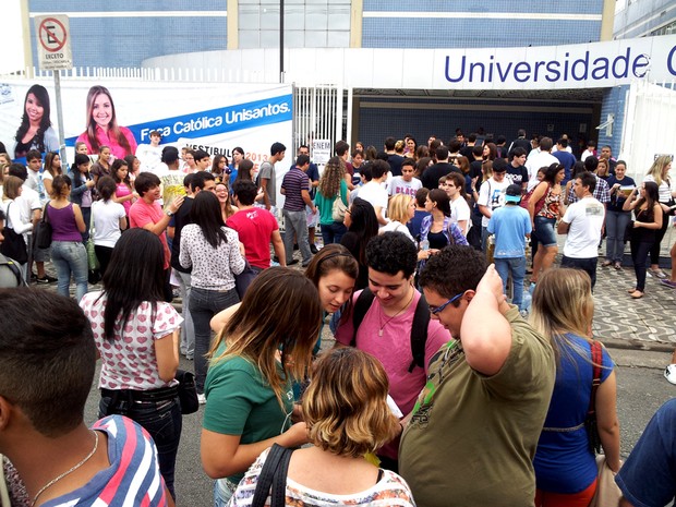 Resultado de imagem para fila enem