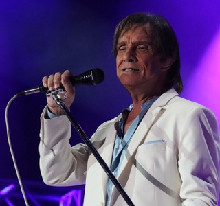 Rei Roberto Carlos ganhará título Avanti e kit do Palmeiras neste sábado