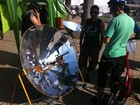 Greenpeace leva fogão que funciona com energia solar à Cúpula dos Povos