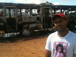 Marcelo Lima guiou ônibus em chamas em Itajaí (Foto: Bianca Ingletto/ RBS TV)