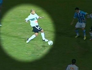 Sérgio Manoel sofre uma entorse e desfalca o Coritiba (Foto: Reprodução / SPORTV)